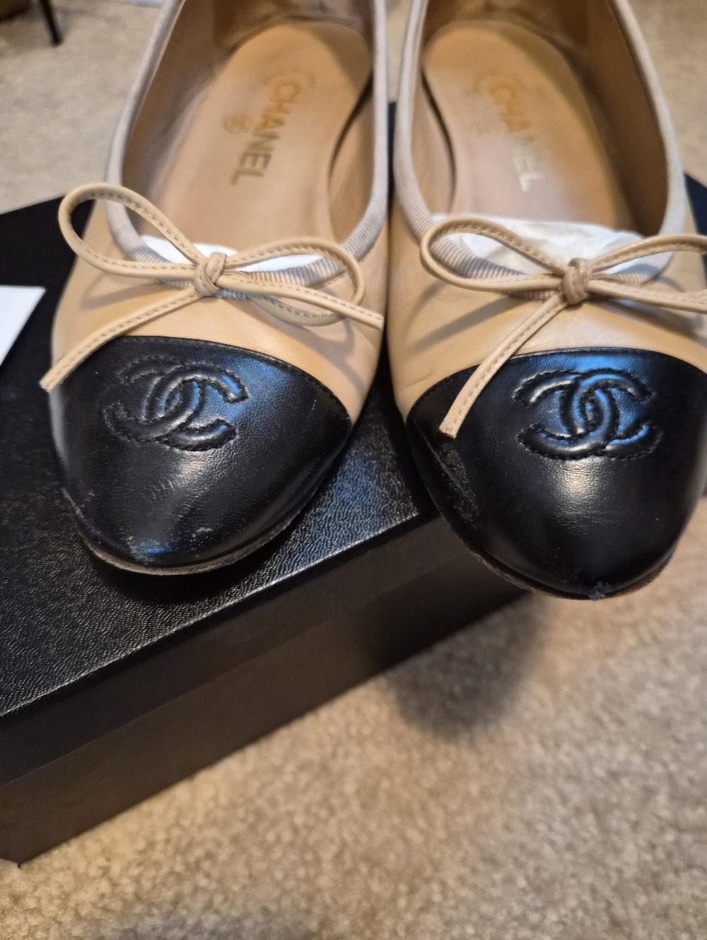 Chanel Ballet flats Lambskin Beige & Black - Picture 3 of 11